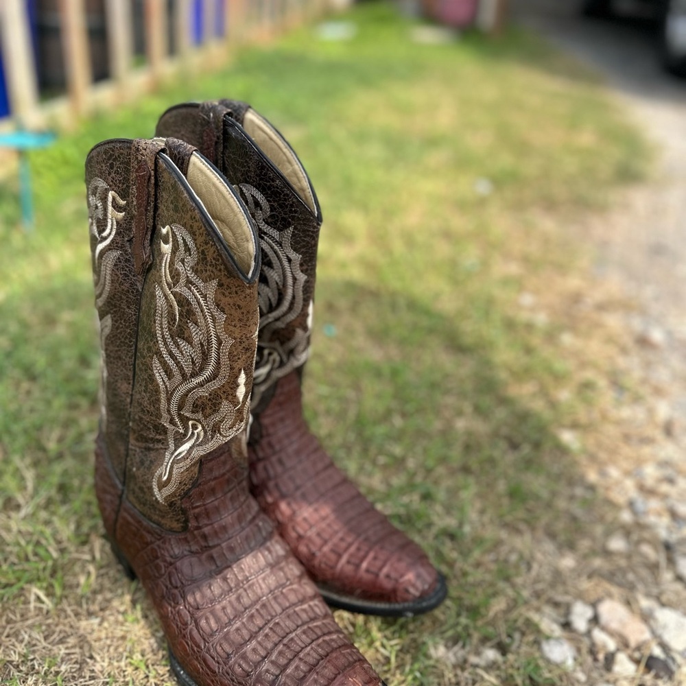 Brown and Tan Western Cowboy Boots with Intricate Stitching